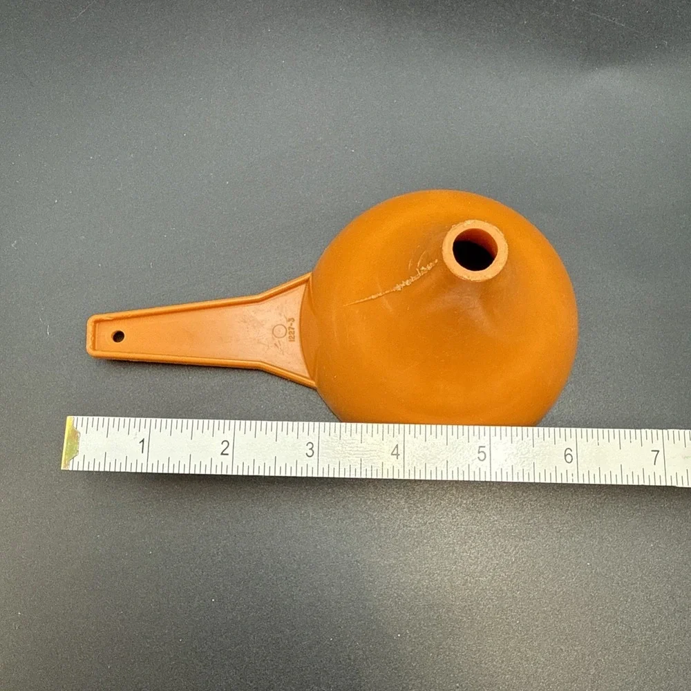 Vintage Tupperware Harvest‎ Orange Kitchen Funnel #1227-3